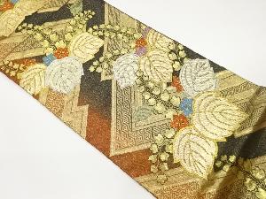 桐・藤・松皮菱に古典柄模様織出し袋帯